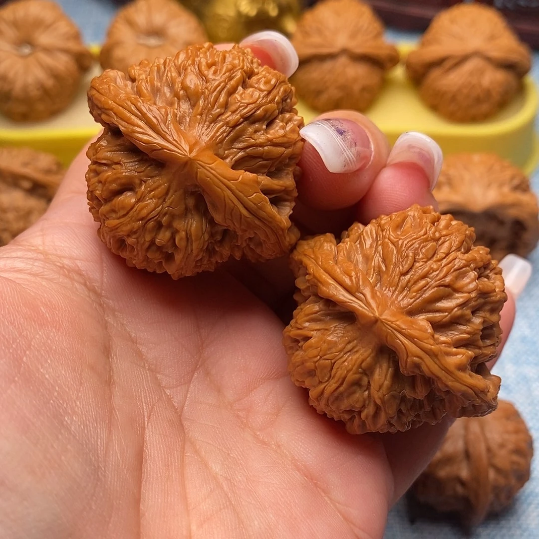 把件文玩核桃毕业粗棱南疆石44尺