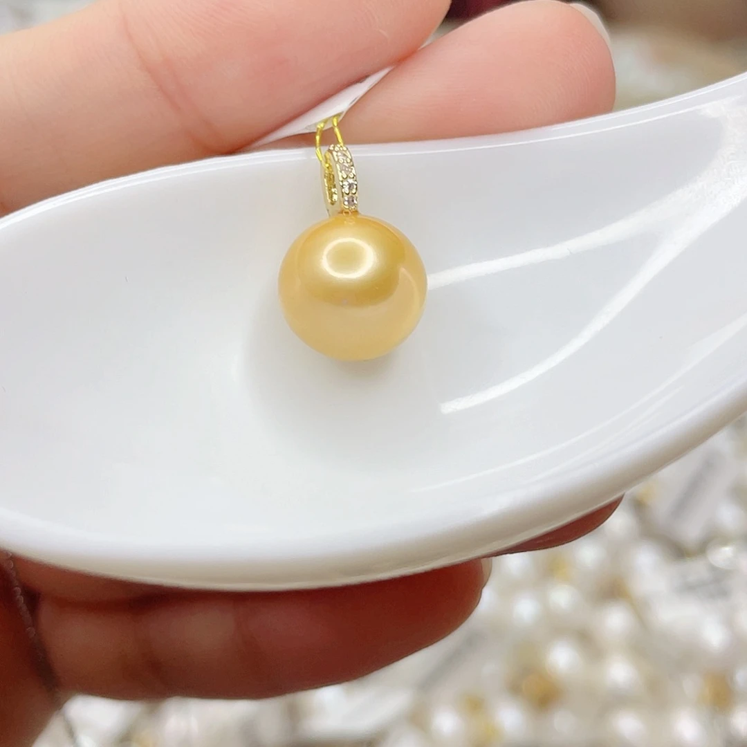 淡水珍珠未镶嵌吊坠(赠链)