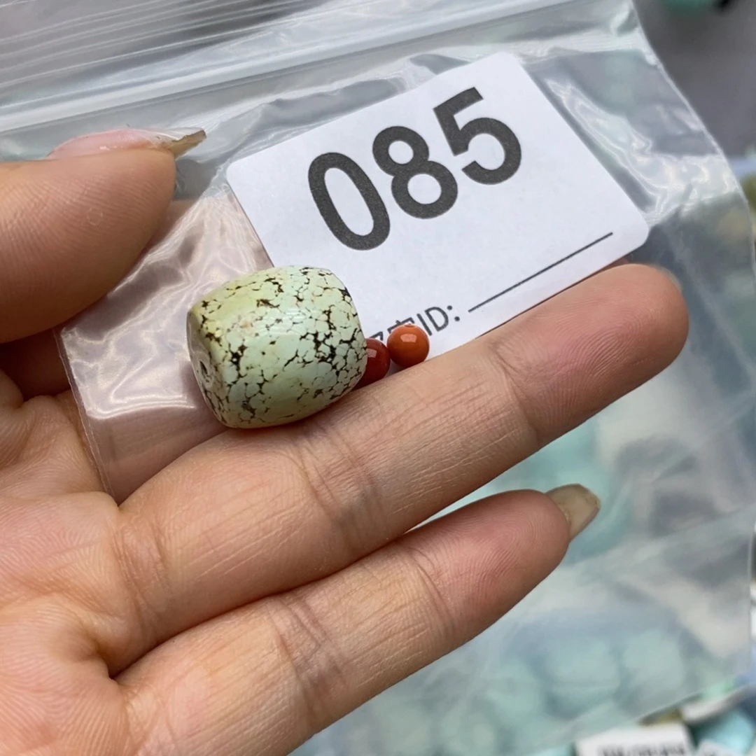 未镶嵌南红玛瑙珠宝奇石