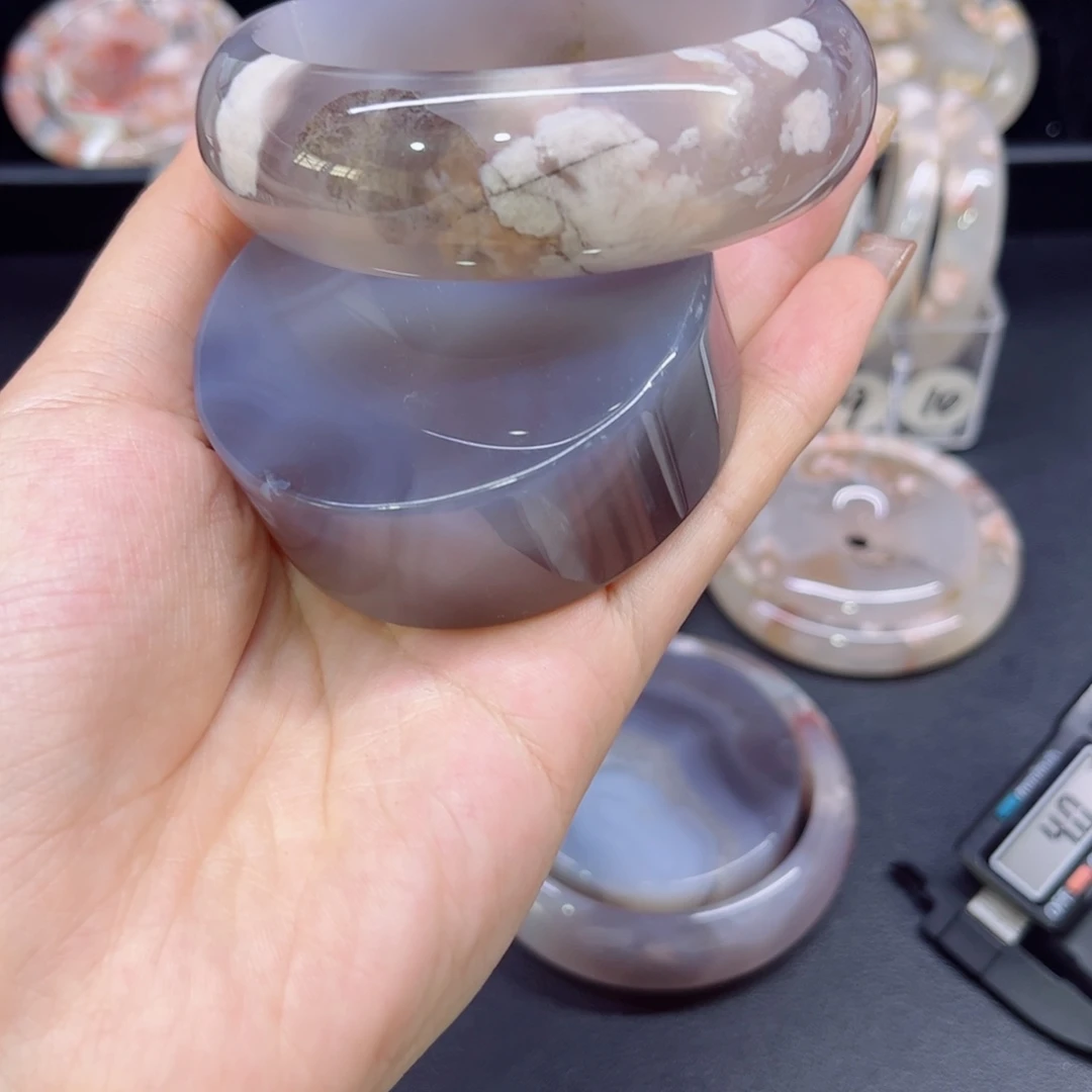 手镯玛瑙/玉髓未镶嵌62