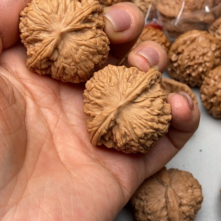文玩核桃把件?石子