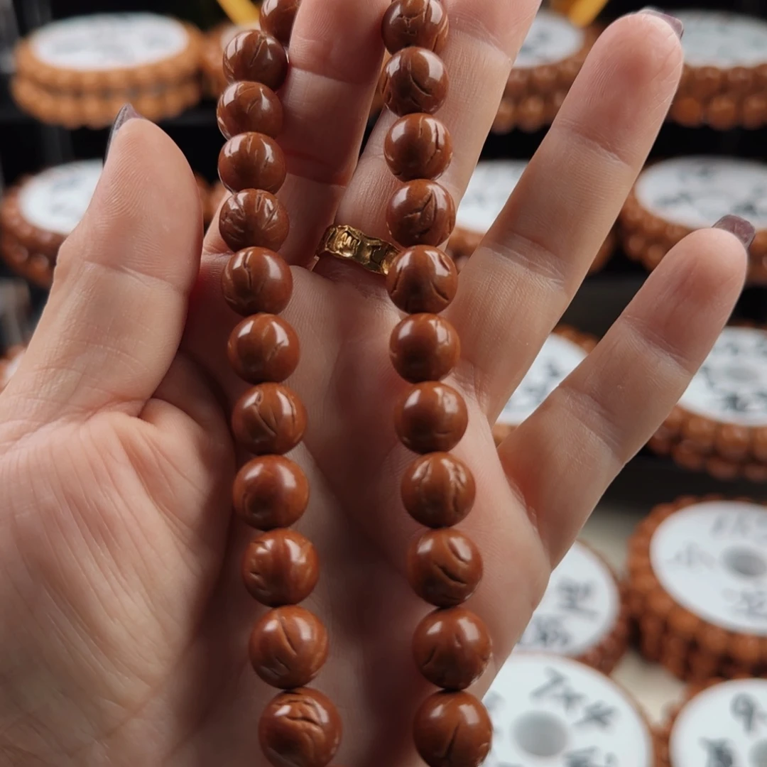 吊坠桃核正圆手持