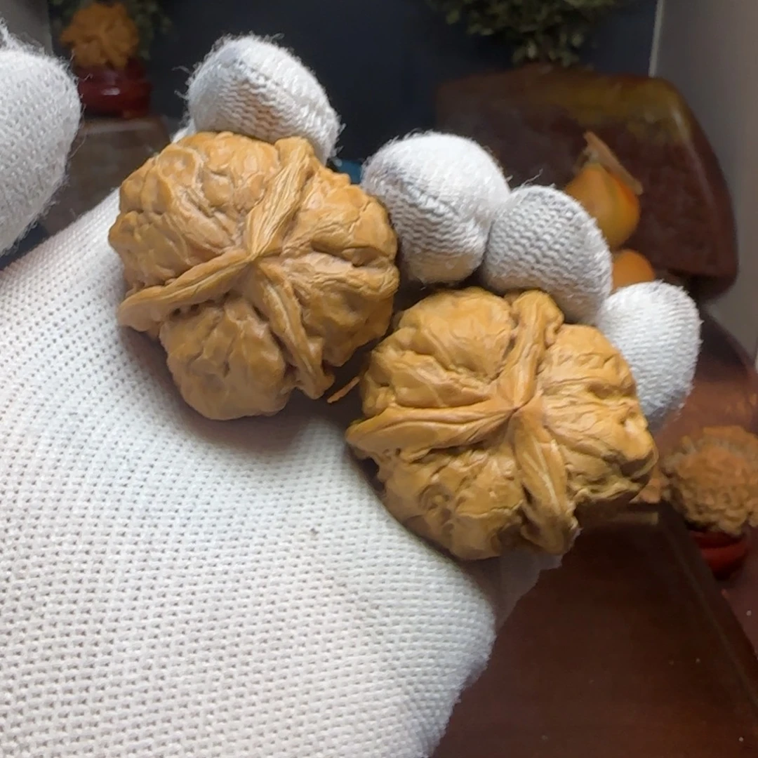 把件文玩核桃蛤蟆三棱