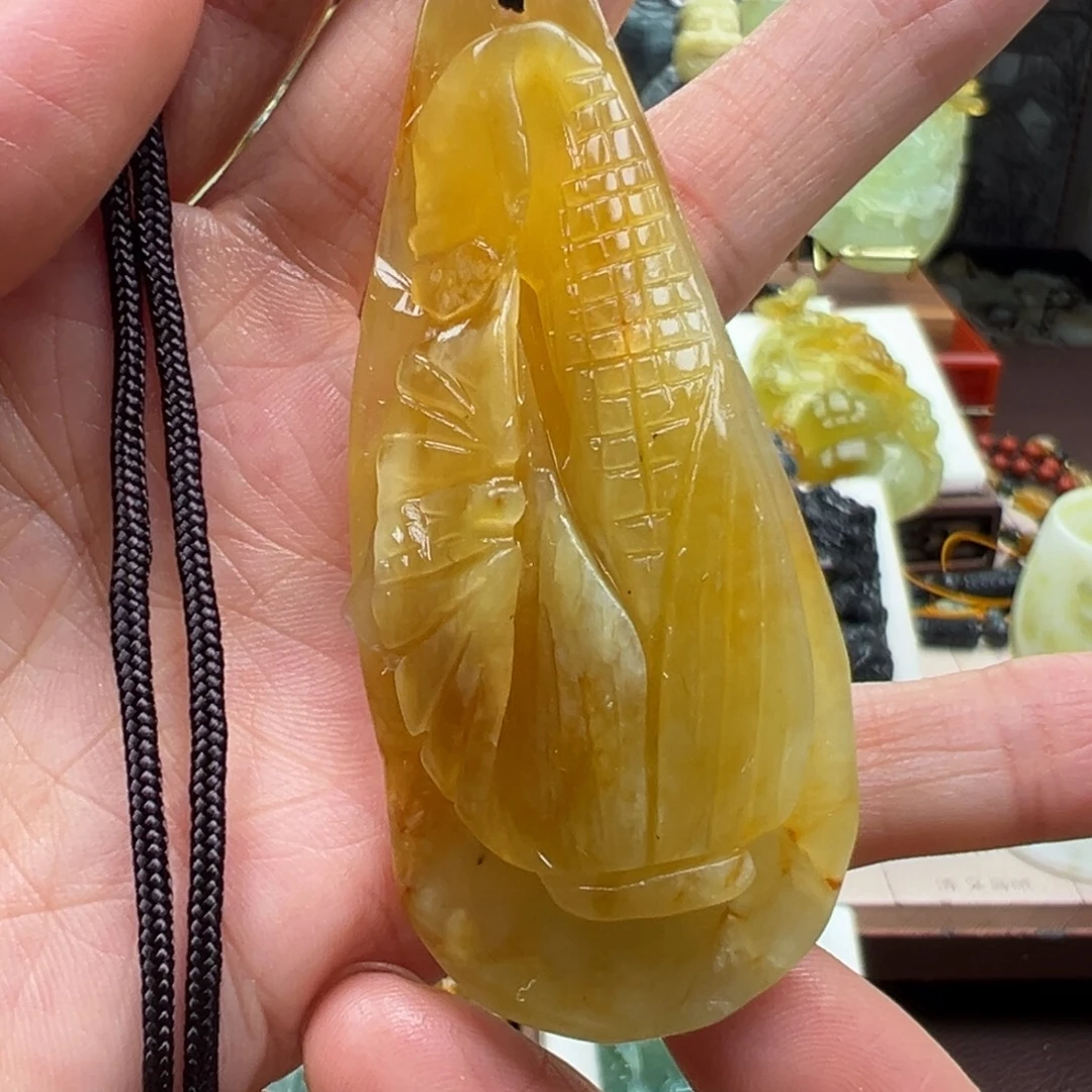 岫玉未镶嵌挂件挂件