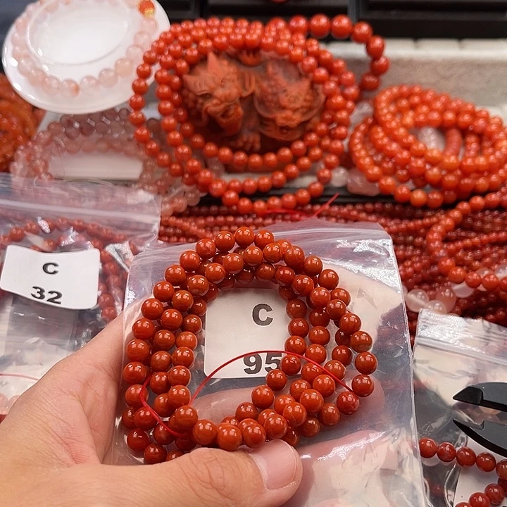 南红玛瑙未镶嵌多样性发货默认微瑕称重6mm