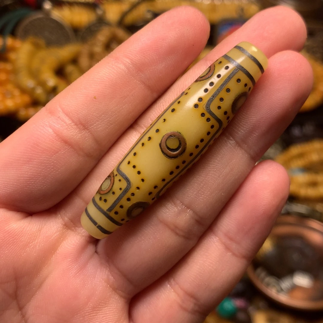 泥塑娘啦擦擦骰子