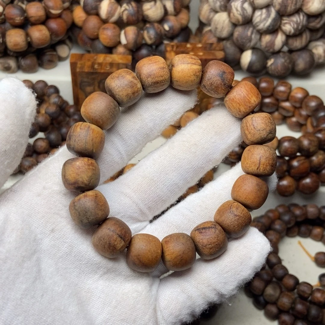 贡木福利1213老型珠手串