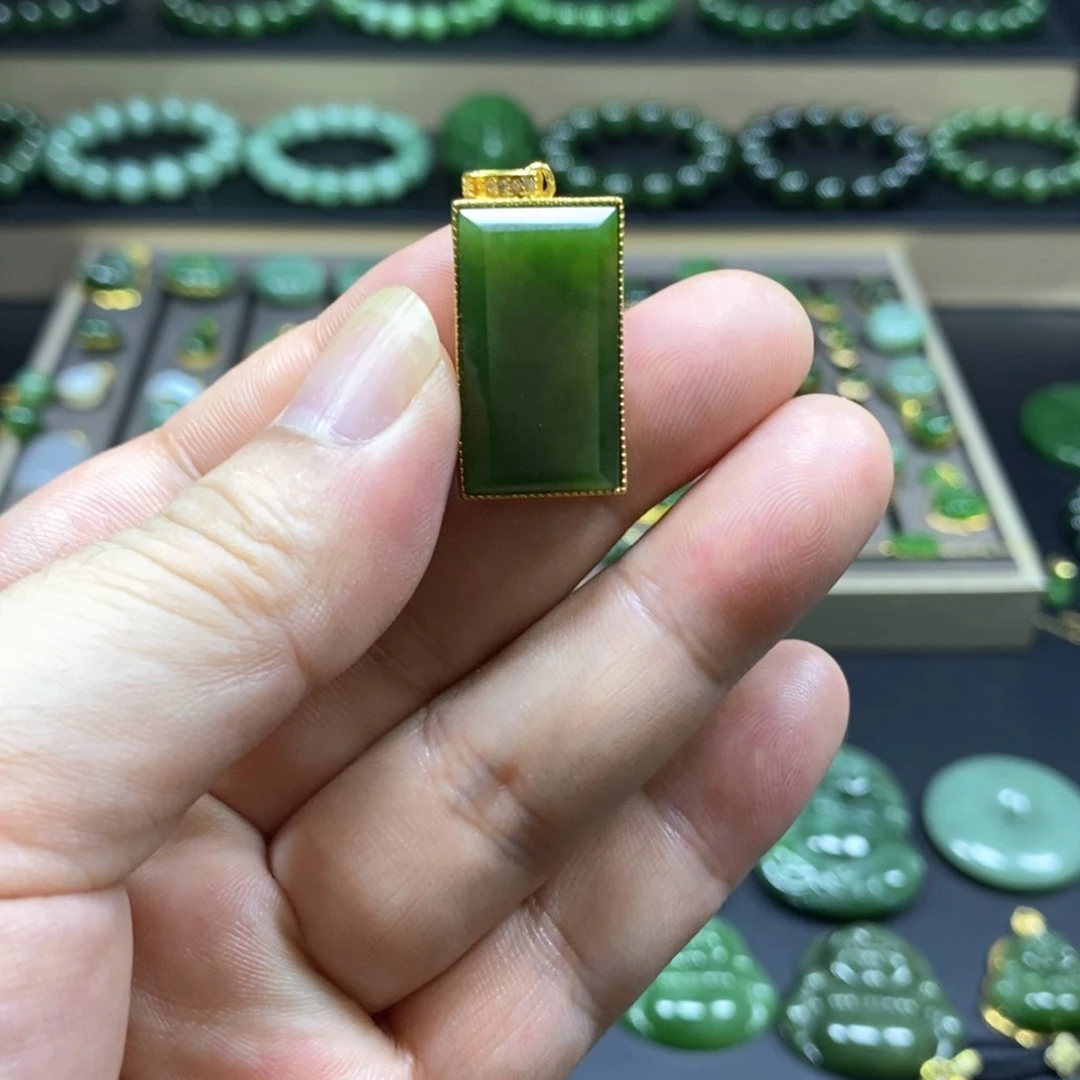 吊坠(不含链)银S925镶嵌和田玉（碧玉）