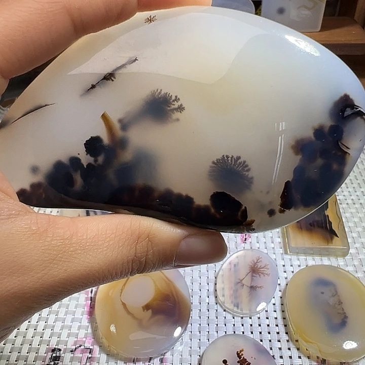 玛瑙/玉髓未镶嵌颈饰