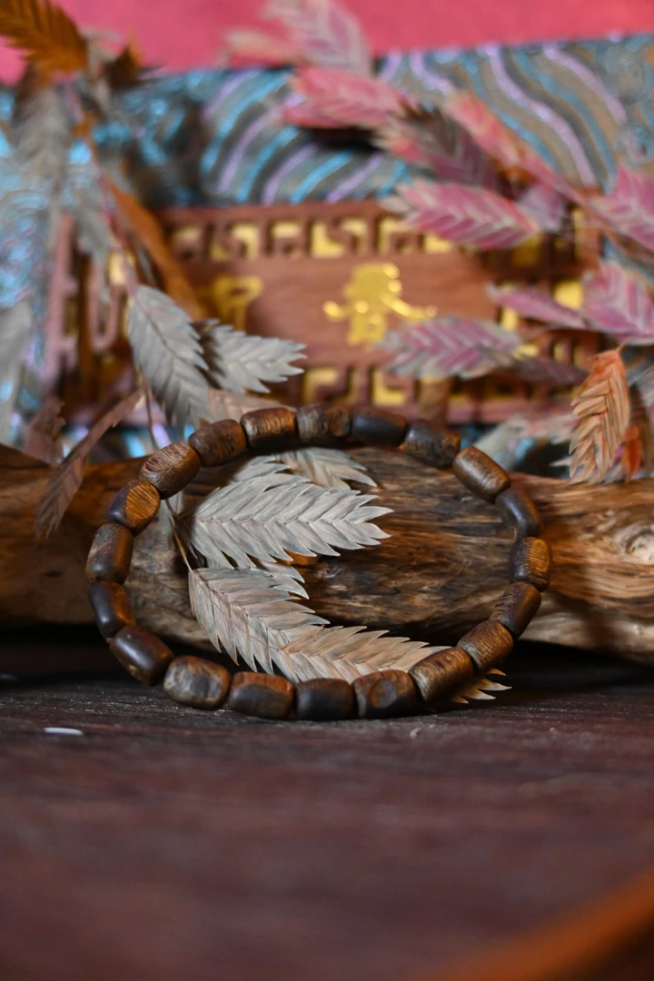 沉香沉香随型留疤4-5克单圈