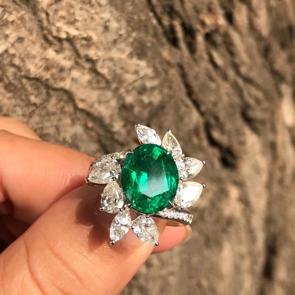 白18K金祖母绿戒指 主石4.65ct