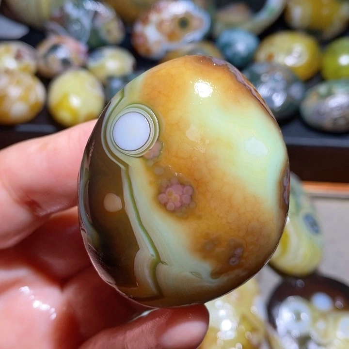 未镶嵌玛瑙/玉髓珠宝半成品32