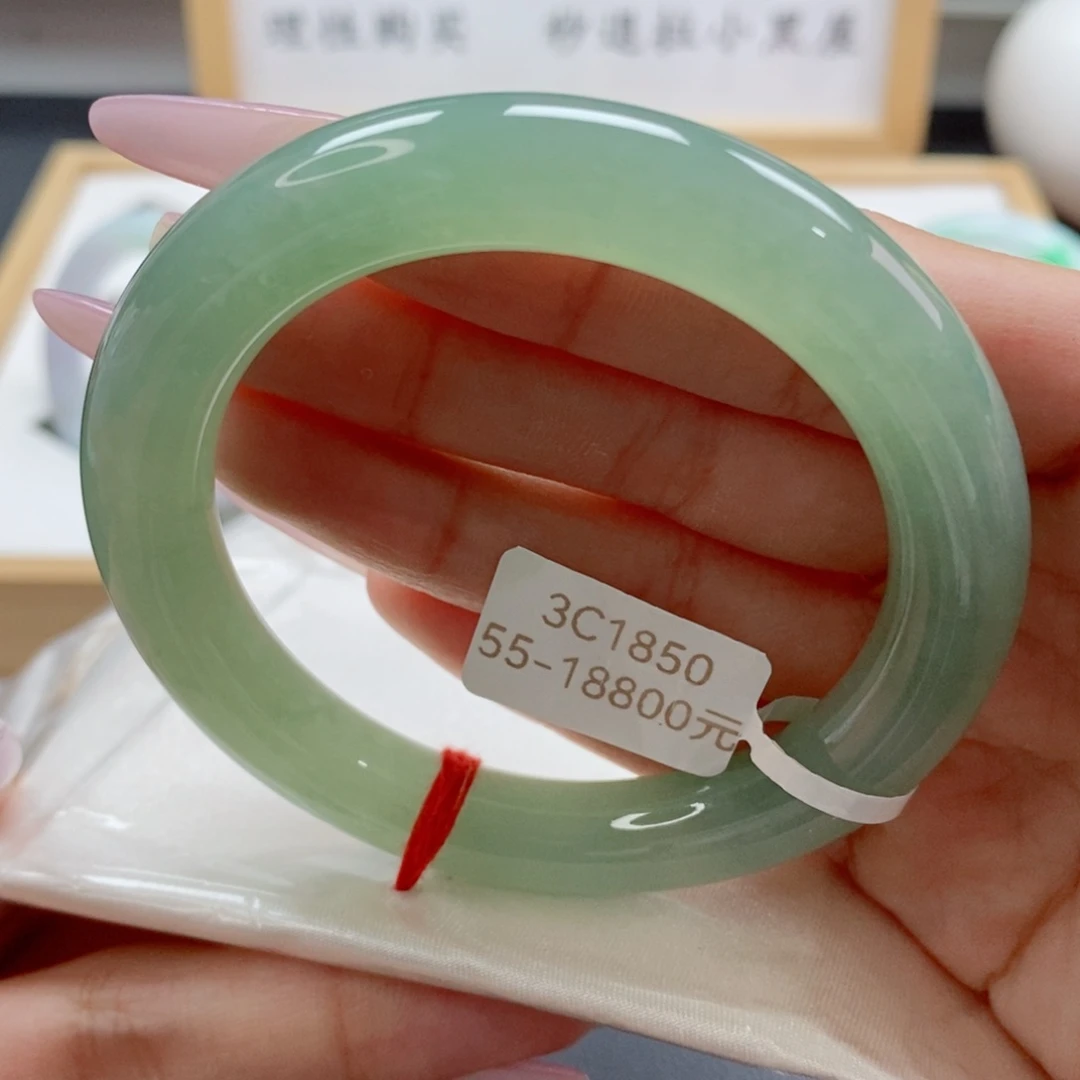 翡翠未镶嵌手镯天然A货翡翠手镯