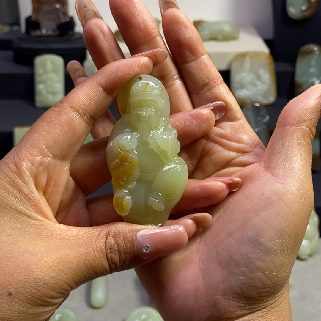 暖***^和田玉（糖玉）未镶嵌颈饰