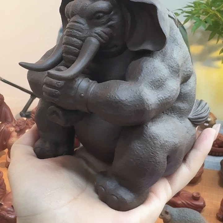 紫砂茶宠在*上象仙茶宠