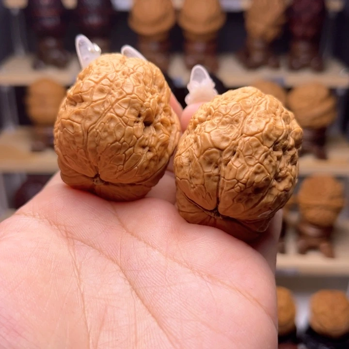 桃核吊坠16……金蟾蟒Y40