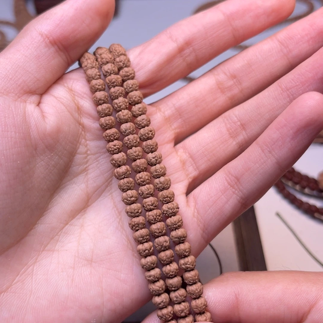 B***o吊坠金刚菩提金花佛手108