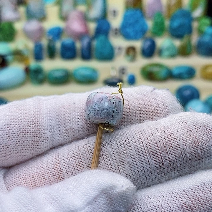 绿松石配饰未镶嵌