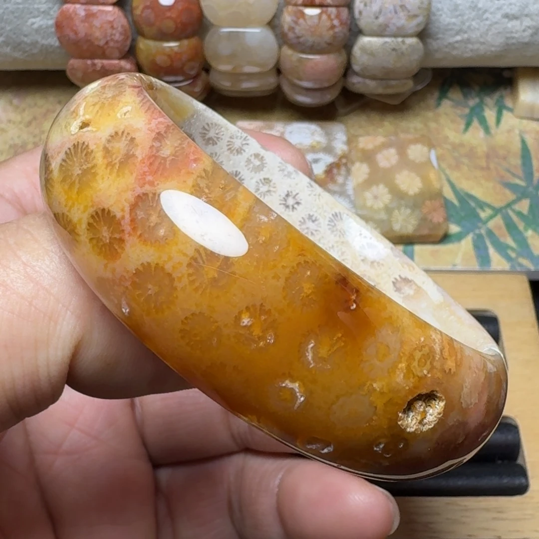 硅化玉57圈口未镶嵌