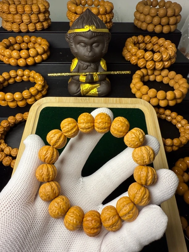 照耀文玩 全品猴头手串福利专属链接