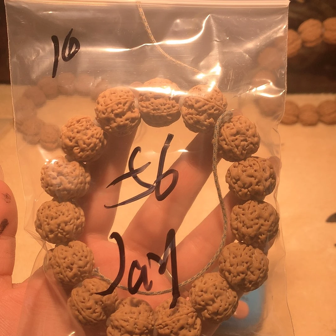 金刚菩提吊坠J****n10。