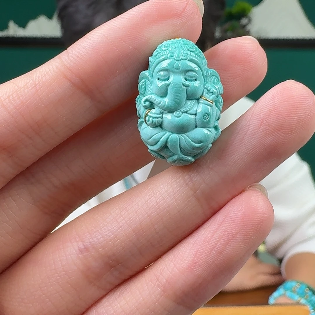 绿松石未镶嵌珠宝奇石