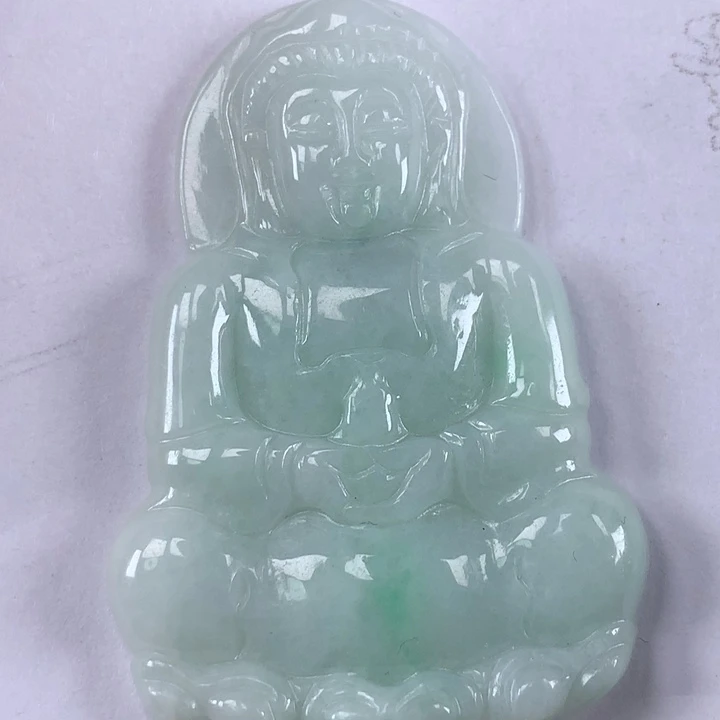 颈饰未镶嵌翡翠观音