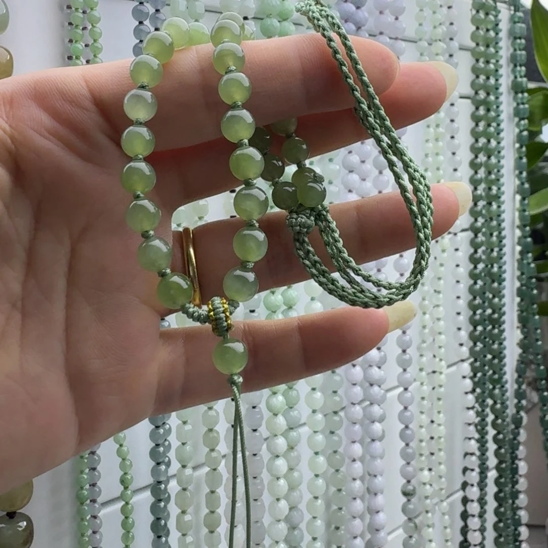 和田玉未镶嵌颈饰徐*霞