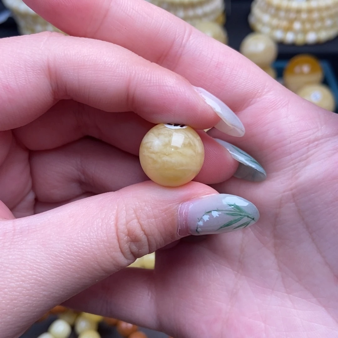 蜜蜡未镶嵌珠宝奇石卡15.6