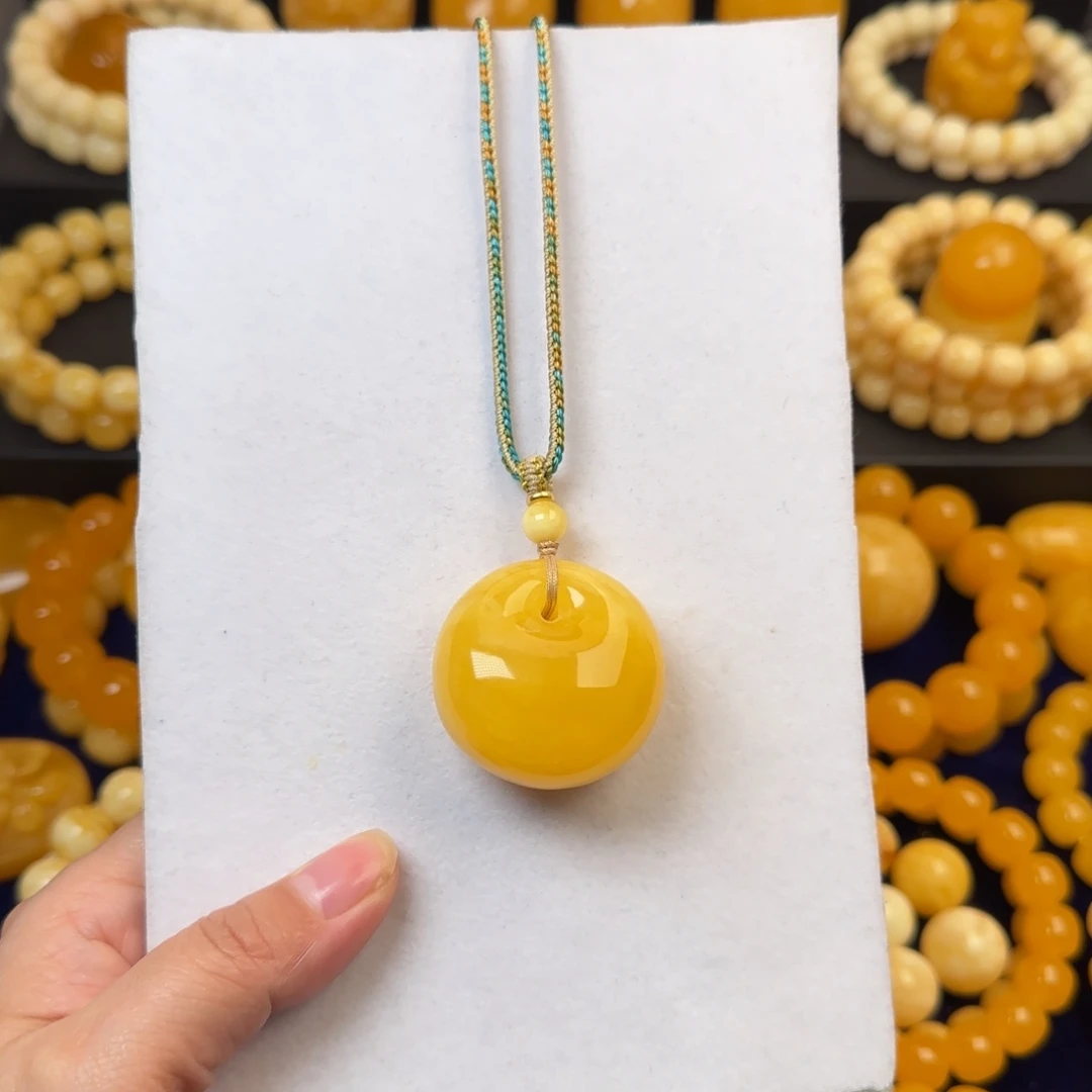 蜜蜡未镶嵌颈饰公主扣吊坠