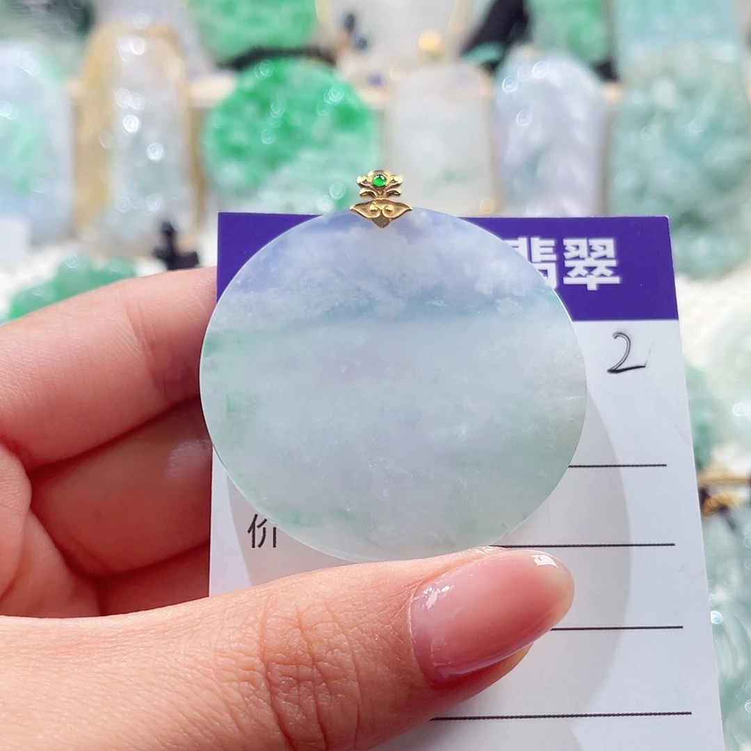 颈饰18K金镶嵌翡翠翡翠
