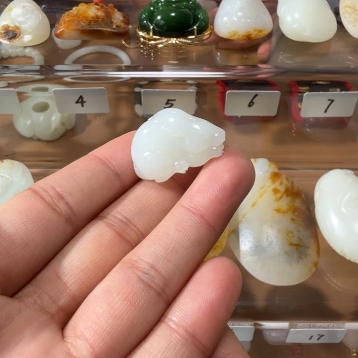 和田玉颈饰未镶嵌新疆和田玉小兔子（活动价）