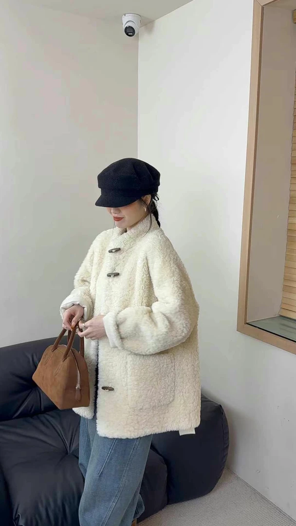 欧范家冬季加厚皮毛一体外套