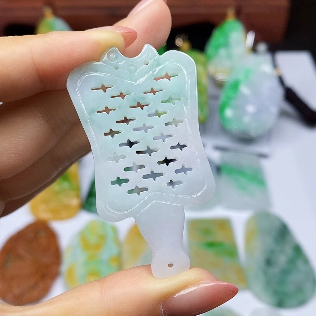 颈饰未镶嵌翡翠天然翡翠A货