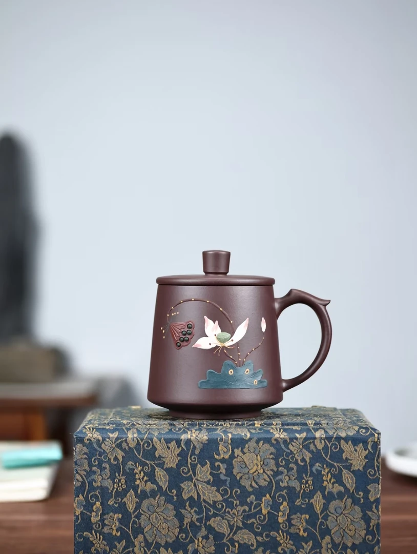 紫砂泥绘莲子盖杯宜兴原矿泡茶办公杯高档