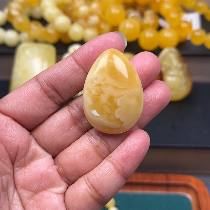 琥珀未镶嵌珠宝奇石M125号妖花