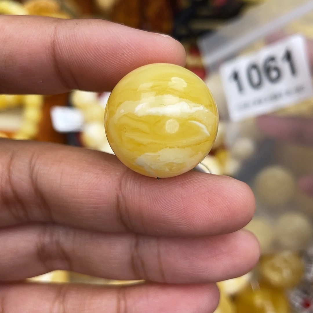 蜜蜡未镶嵌珠宝奇石22.8