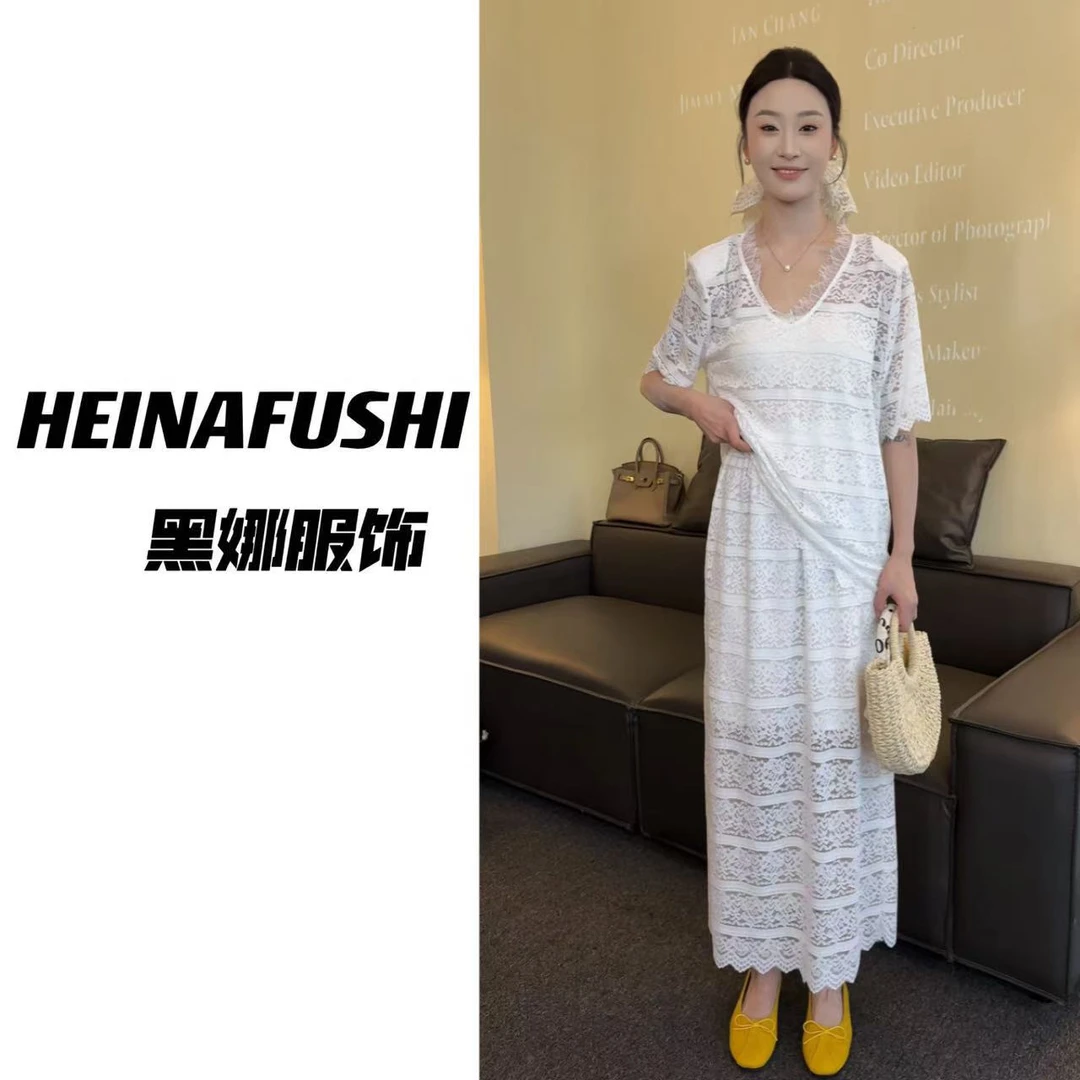 【年中清仓】钩花镂空垫V领袖蕾丝套装8684