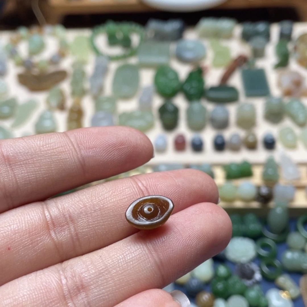 和田玉未镶嵌吊坠(不含链)