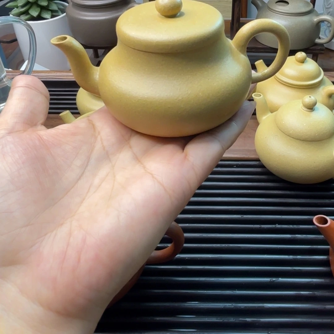 人***戏紫砂茶壶大水潭梨皮绿君德