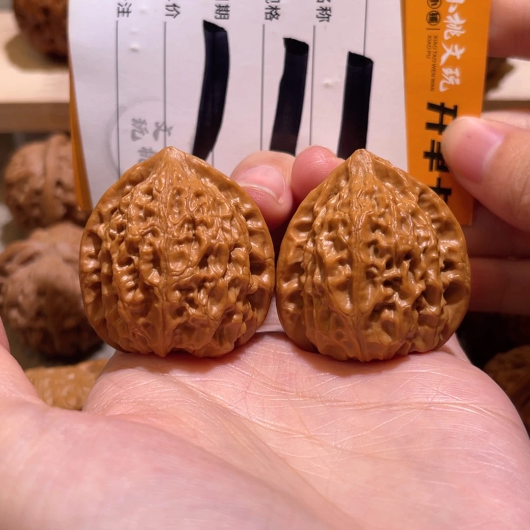 文玩核桃把件全品3金牛