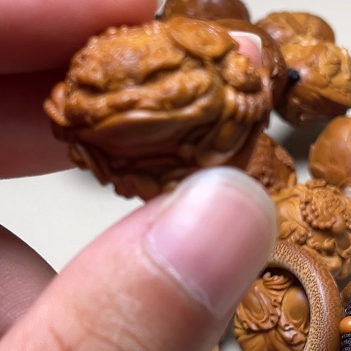 京***哥吊坠橄榄核三足金蟾
