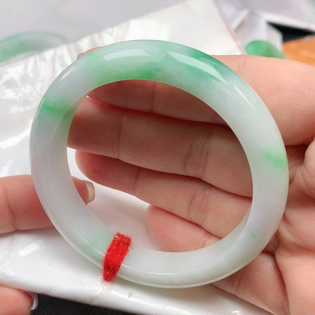 翡翠手镯未镶嵌正圈882319