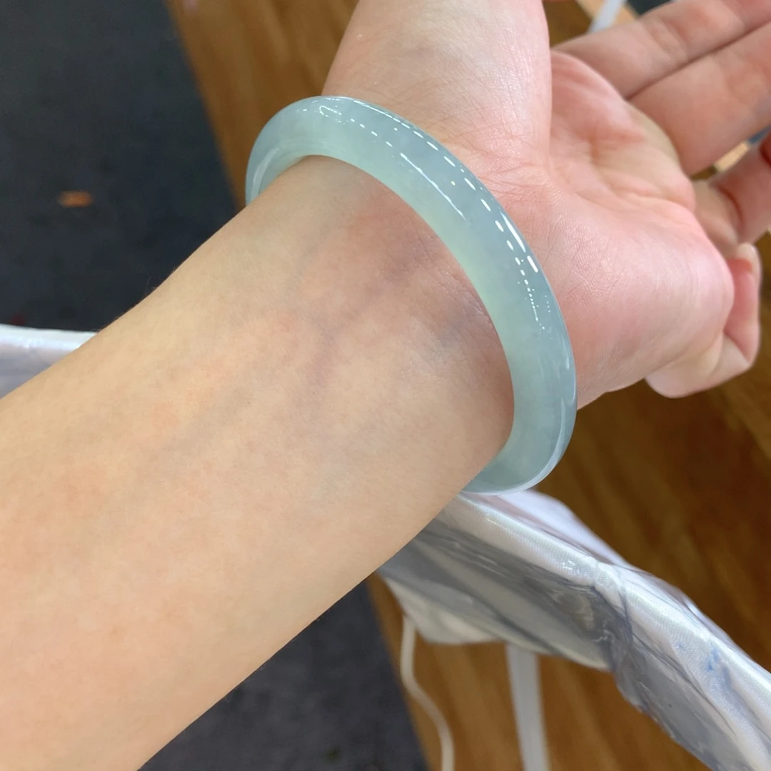 翡翠未镶嵌手镯天然Ａ货翡翠52/53