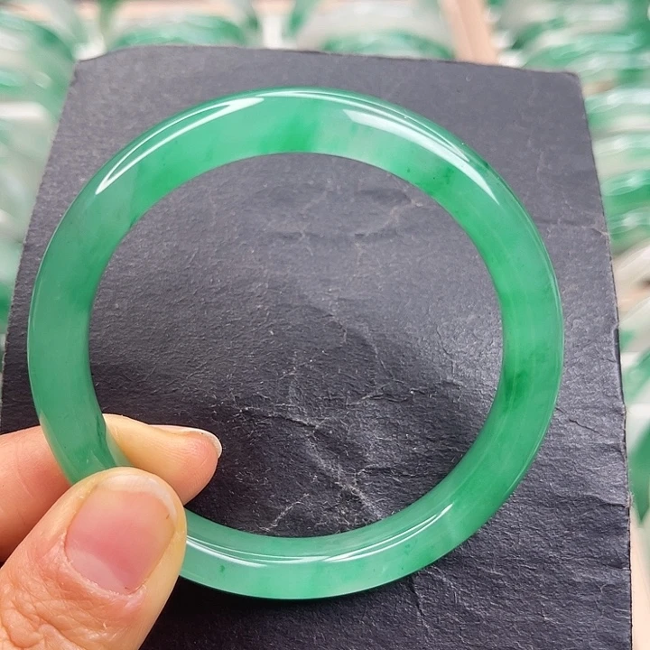 未镶嵌手镯石英质玉七**菜