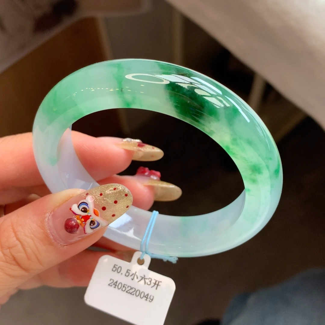 翡翠手镯未镶嵌50.5冰飘花正圈（具体价格咨询客服）