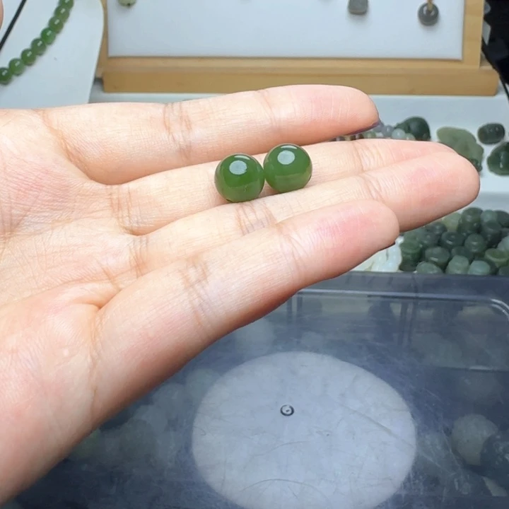 云***~和田玉未镶嵌珠宝半成品和田玉精品碧玉单珠10mm