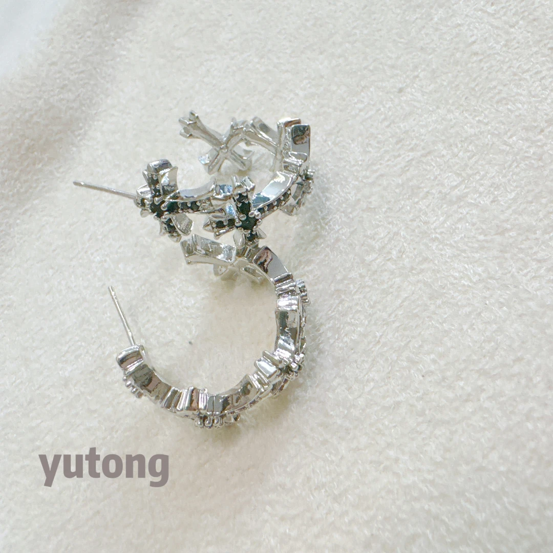 铜合金锆石耳饰 【雨桐轻奢饰品】设计款耳环YT03369