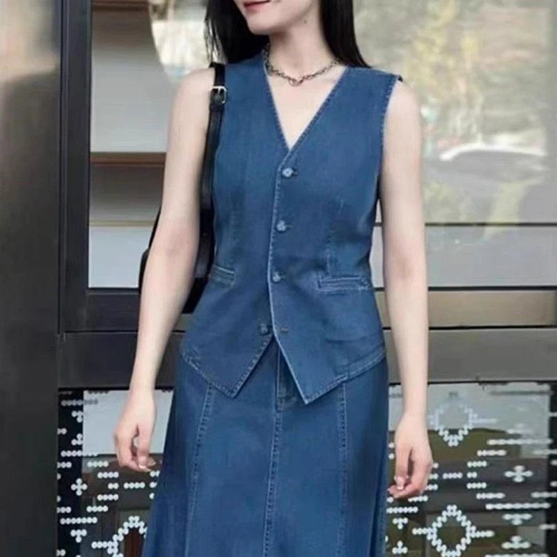 【商场同款】春夏百搭复古V领牛仔无袖背心马甲马夹袁衣都舍5400870