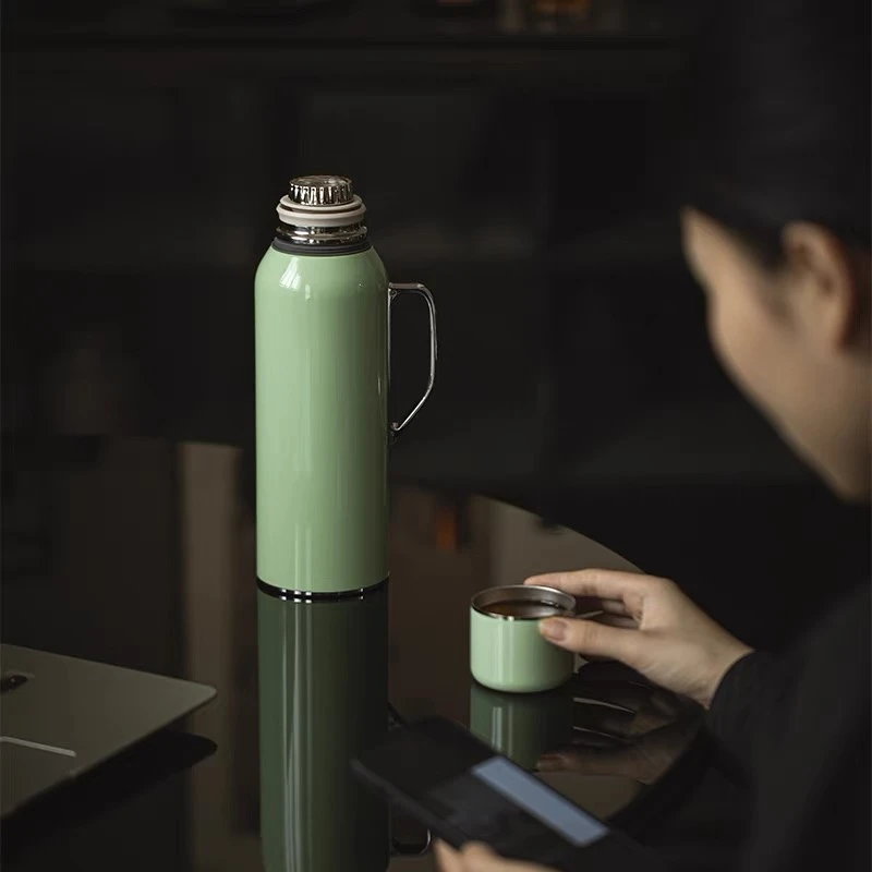26多多大号保温壶不锈钢焖茶壶家用温显高档温度计便携水杯泡茶